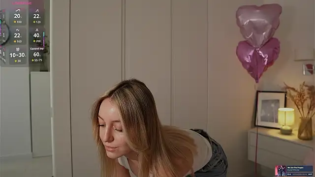 SophieBelll online show from March 13, 11:15 am