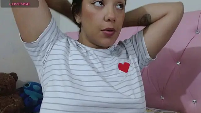 Snapshot of Greicy_wish chatting on July 14, 2:38 am Greicy wish online show from July 14, 2:38 am