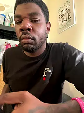 Snapshot of blaccp4k chatting on October 23, 5:11 pm blaccp4k online show from October 23, 5:11 pm