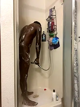 Snapshot of blaccp4k chatting on November 24, 3:17 am blaccp4k online show from November 24, 3:17 am