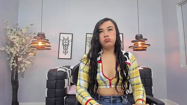 Kira Naughty online show from October 20, 11:44 am