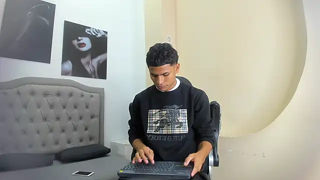 paull cassidy online show from November 28, 11:21 am