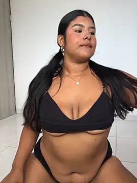 Snapshot of AnaBrowmn chatting on November 8, 6:22 pm AnaBrowmn online show from November 8, 6:22 pm