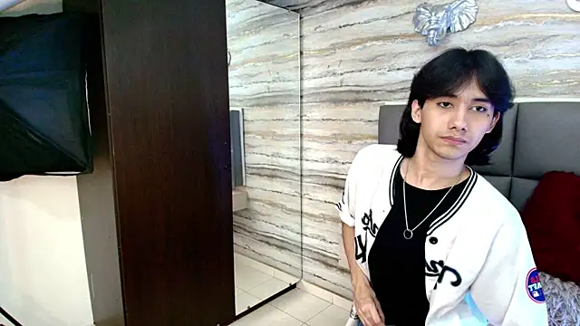 Lovers 21 online show from November 11, 3:45 am