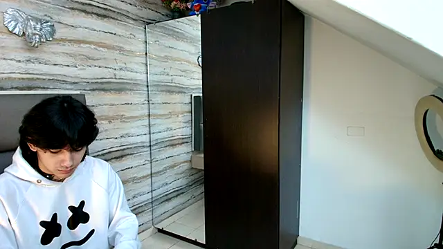 Lovers 21 online show from November 25, 1:39 am