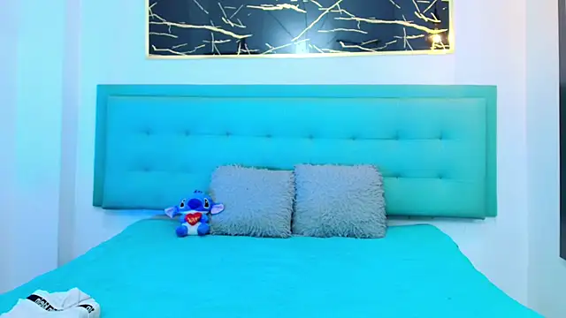 Snapshot of Lovers_21 chatting on October 11, 4:57 am Lovers 21 online show from October 11, 4:57 am