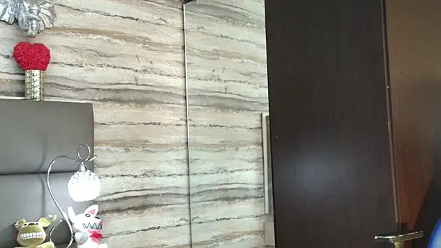 Lovers 21 online show from April 10, 3:57 am