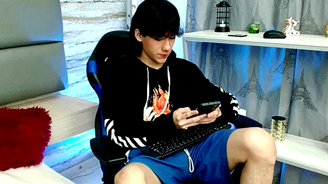 Lovers 21 online show from November 10, 3:22 am