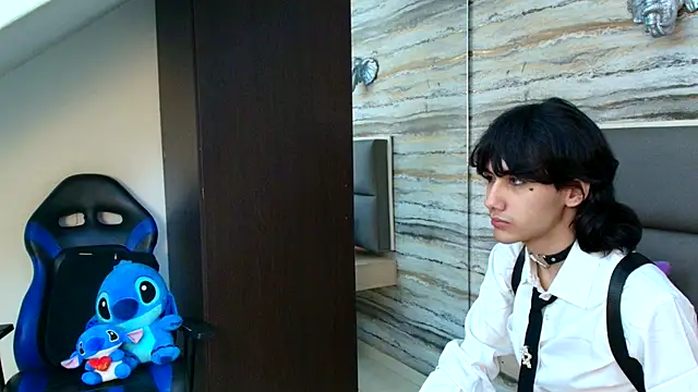 Lovers 21 online show from December 21, 4:25 am