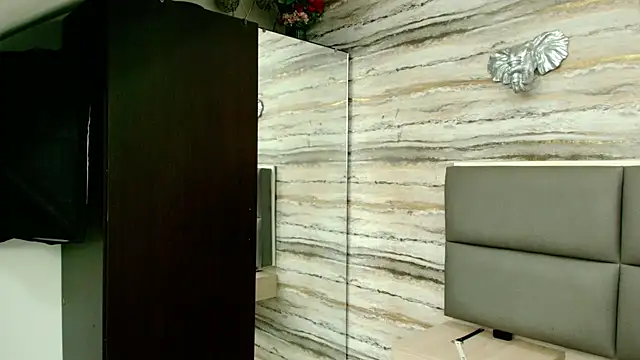 Lovers 21 online show from November 17, 1:42 am