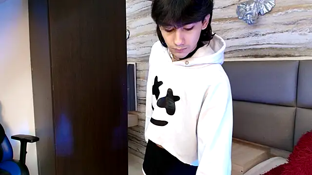 Lovers 21 online show from November 23, 2:10 am