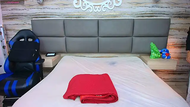 Lovers 21 online show from October 24, 12:20 am