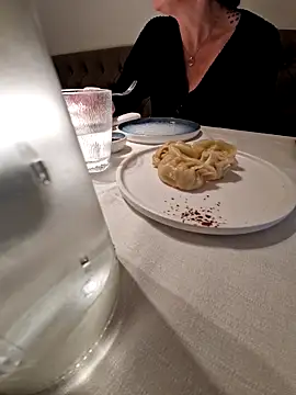 candymaxxx online show from February 24, 11:44 am