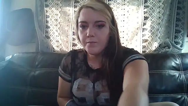 Snapshot of midnightminx803532 chatting on September 25, 5:08 pm midnightminx803532 online show from September 25, 5:08 pm