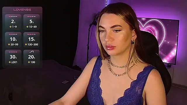 Snapshot of MissMaya__ chatting on October 9, 5:24 pm MissMaya online show from October 9, 5:24 pm