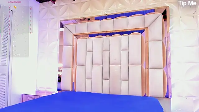 Sarah Adamss online show from November 9, 12:09 pm