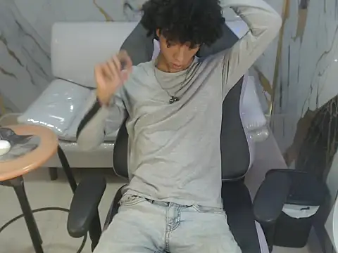 xion ez online show from November 8, 7:39 pm