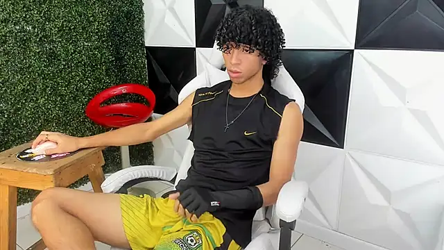 xion ez online show from December 19, 8:22 pm