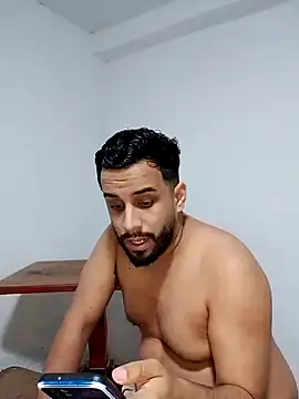 fabulousgirl online show from December 5, 7:29 am