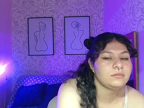 Snapshot of Fantassy_Loverss chatting on September 26, 7:21 pm Fantassy Loverss online show from September 26, 7:21 pm