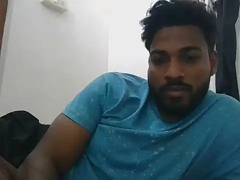 Snapshot of Raw12499 chatting on November 18, 7:33 am Raw12499 online show from November 18, 7:33 am