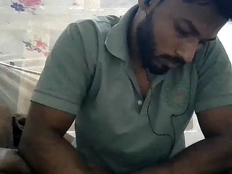 Snapshot of Raw12499 chatting on November 21, 4:28 pm Raw12499 online show from November 21, 4:28 pm