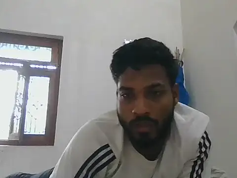 Snapshot of Raw12499 chatting on October 25, 7:40 am Raw12499 online show from October 25, 7:40 am