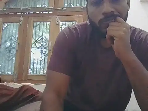 Snapshot of Raw12499 chatting on November 23, 3:05 am Raw12499 online show from November 23, 3:05 am