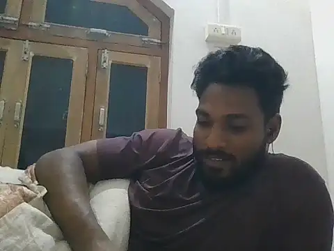 Snapshot of Raw12499 chatting on November 26, 4:40 pm Raw12499 online show from November 26, 4:40 pm