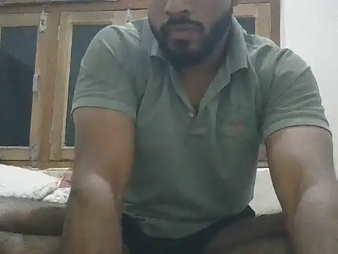 Snapshot of Raw12499 chatting on November 30, 5:36 pm Raw12499 online show from November 30, 5:36 pm