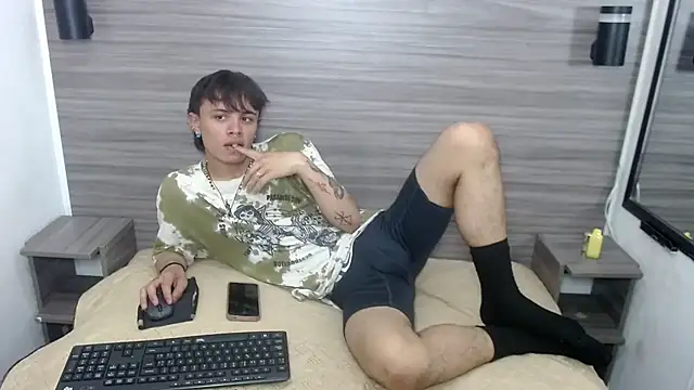 Jerom xx online show from October 8, 7:47 pm