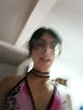 SoftieUwU online show from September 26, 1:01 am