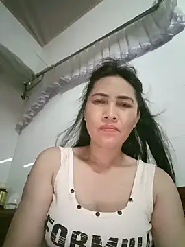 Snapshot of Lazzikaka chatting on October 4, 11:17 pm Lazzikaka online show from October 4, 11:17 pm