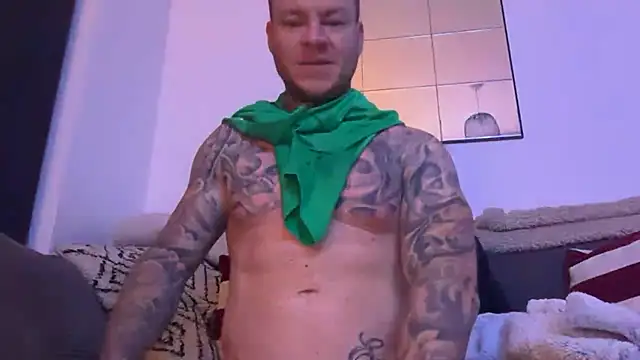 TeasySam online show from November 15, 1:42 am