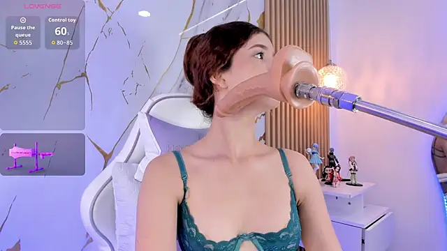 meridacute  online show from November 4, 1:59 pm