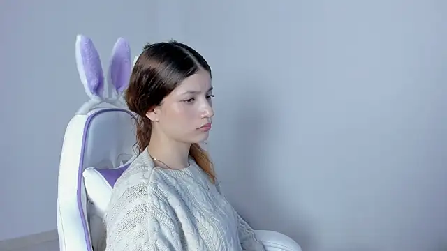 meridacute  online show from December 19, 11:18 pm