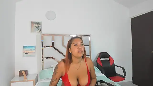 Azulcute online show from January 8, 12:44 pm