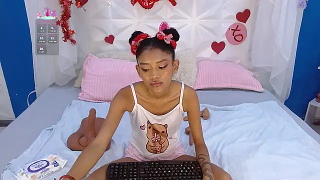 adisson petite1 online show from February 17, 5:43 pm