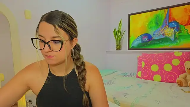 katiaa lovv online show from May 21, 12:02 pm