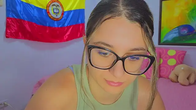katiaa lovv online show from June 3, 12:06 pm