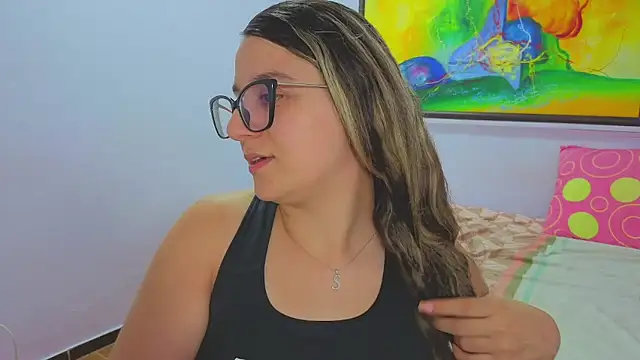 katiaa lovv online show from July 20, 3:47 am