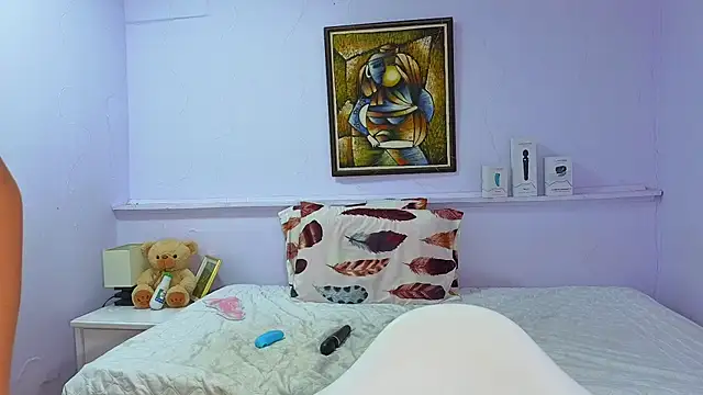 katiaa lovv online show from October 10, 11:55 am