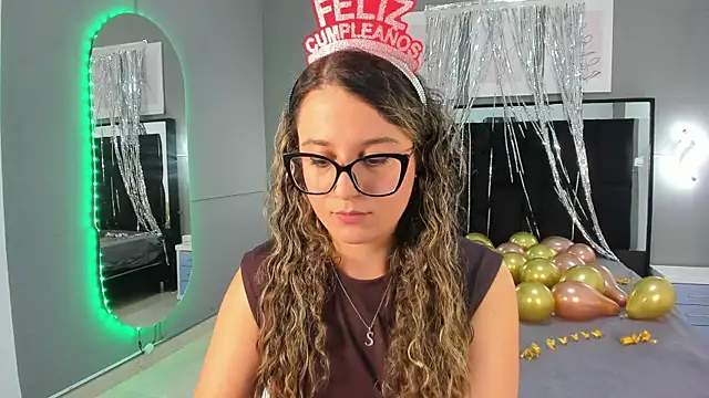 katiaa lovv online show from July 25, 3:14 am
