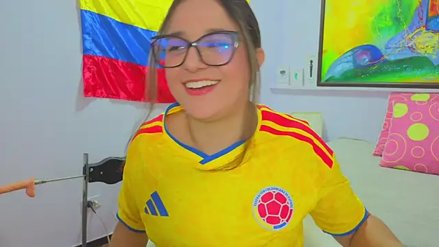 katiaa lovv online show from July 4, 3:13 am