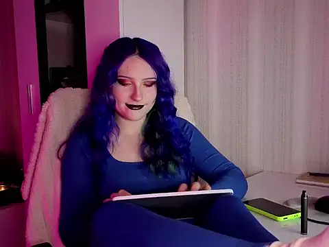 violet-siren-x online show from April 3, 10:11 am