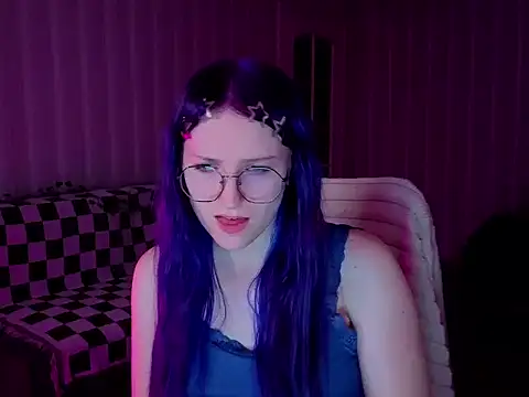 violet-siren-x online show from June 18, 10:48 pm
