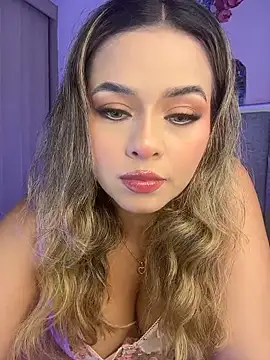 itsdanividarte online show from March 15, 1:45 am