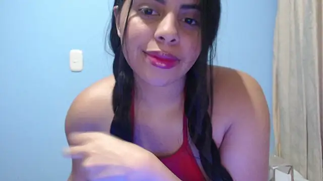 Snapshot of violeta_47 chatting on October 15, 12:13 pm violeta 47 online show from October 15, 12:13 pm