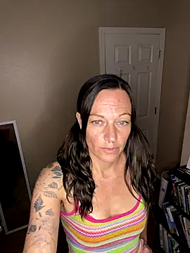 DesertLuxe online show from October 27, 7:26 pm