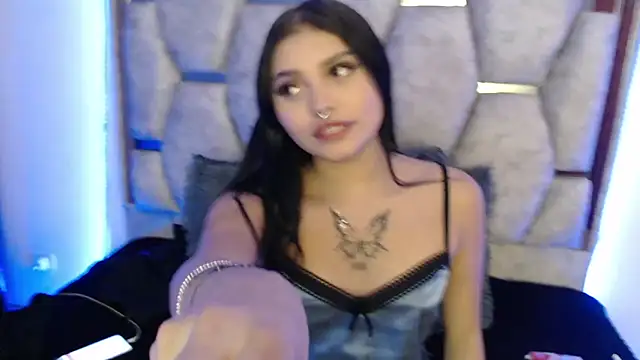 AnalyMilles online show from February 16, 3:38 am